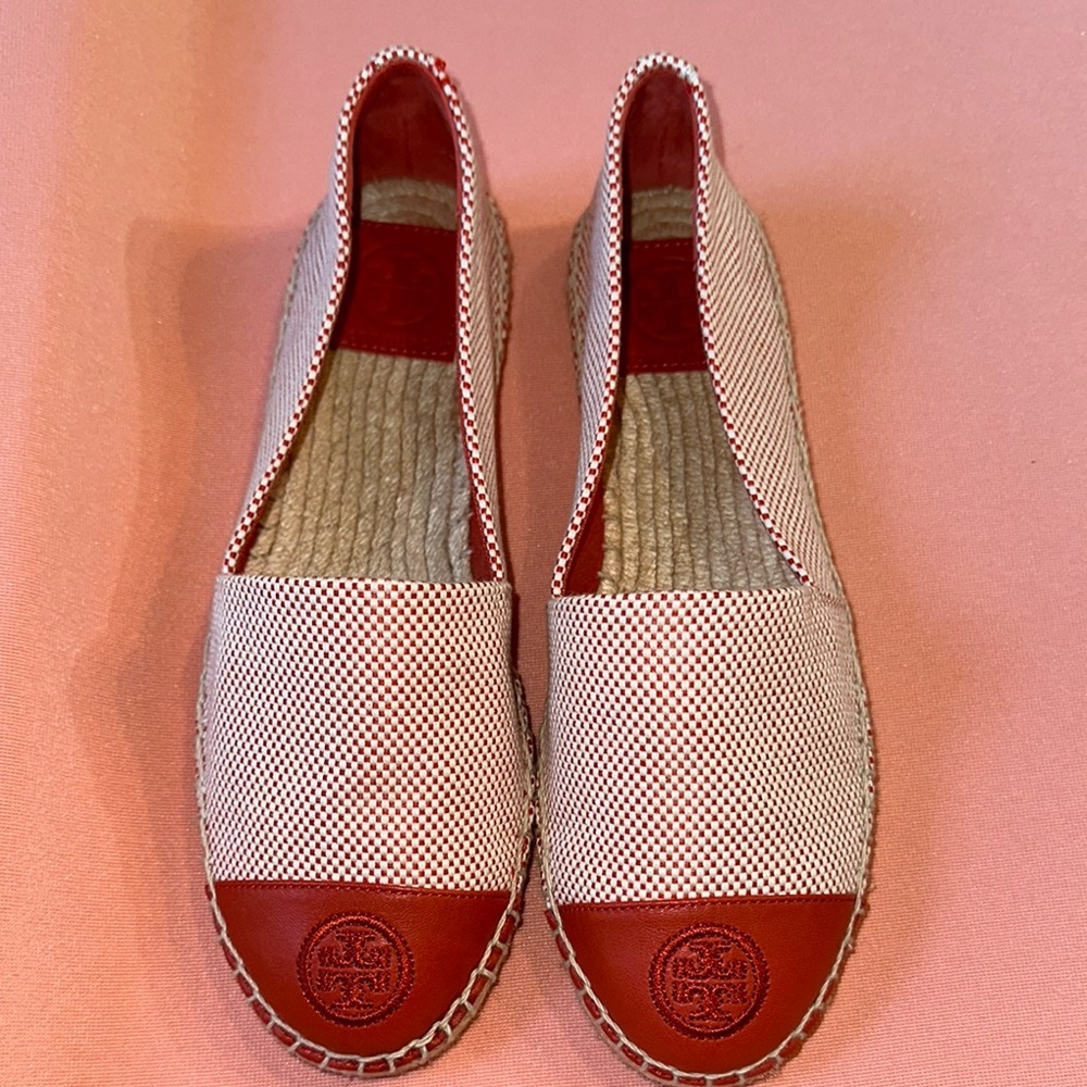New Stylish Red and White Espadrilles. Size 6.